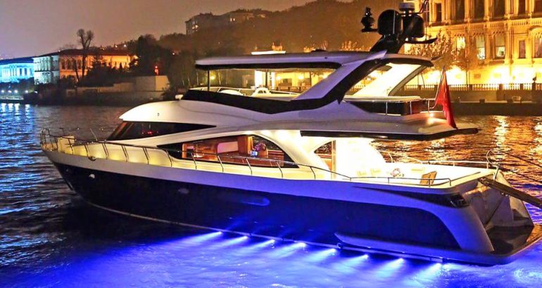 An Unforgettable Luxury Yacht Journey Experience on the Istanbul Bosphorus with Havalines