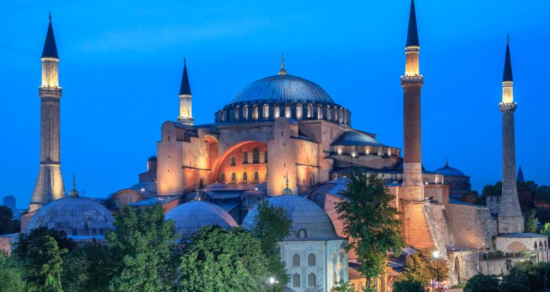 A Journey to the Magnificent Past with Havalines VIP to Hagia Sophia